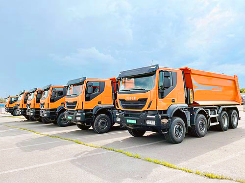 IVECO TRAKKER з кузовами CANTONI вже на дорогах України!